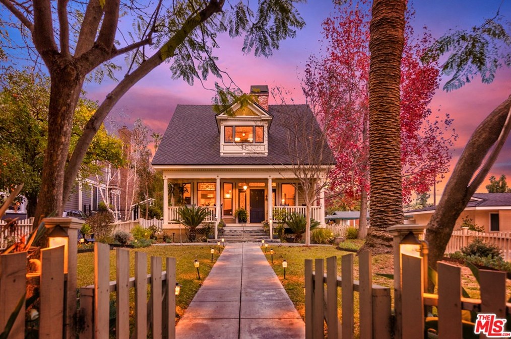 1046 Garfield Ave, Pasadena CA 91104-3532 exterior