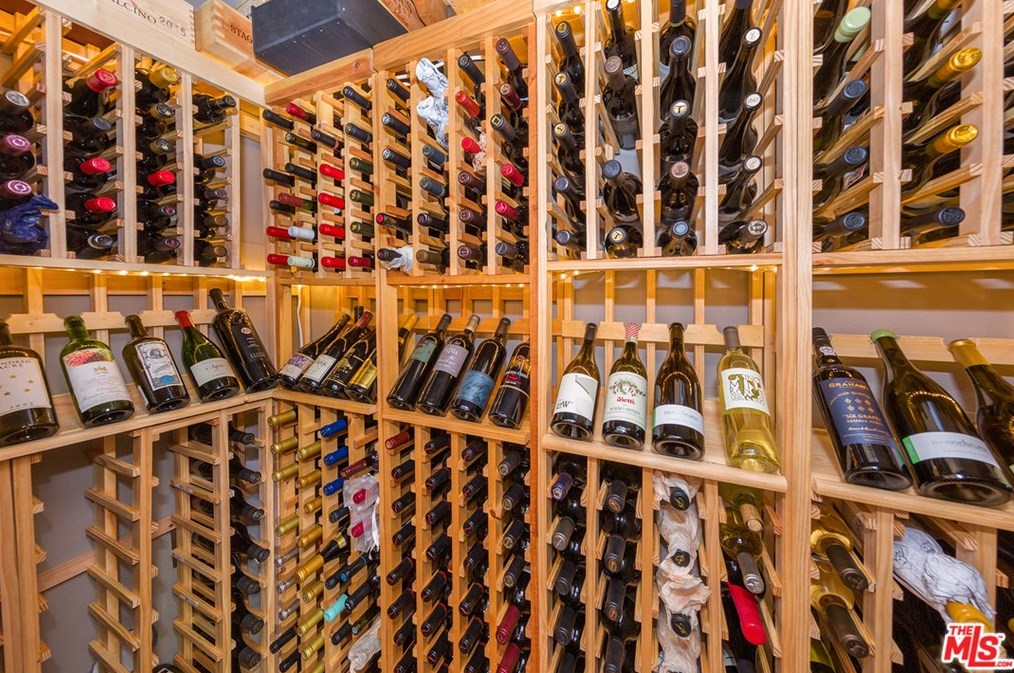 1046 Garfield Ave, Pasadena CA 91104-3532 exterior