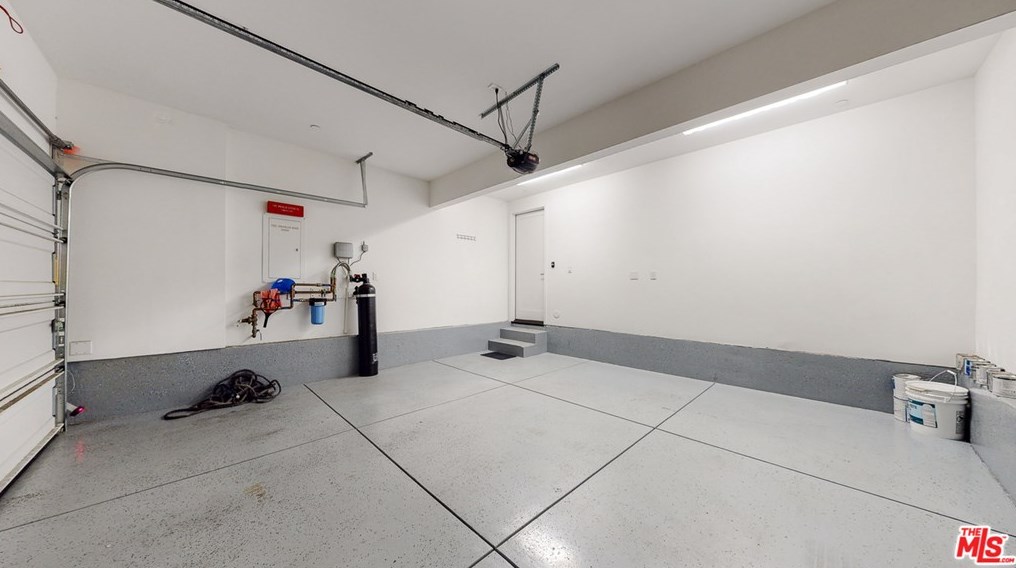 1400 Fuller Ave, Los Angeles CA  90046-4206 exterior