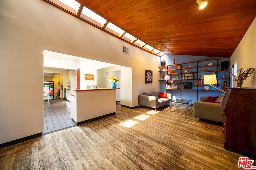 3963 Tivoli Ave, Los Angeles CA  90066-4109 exterior