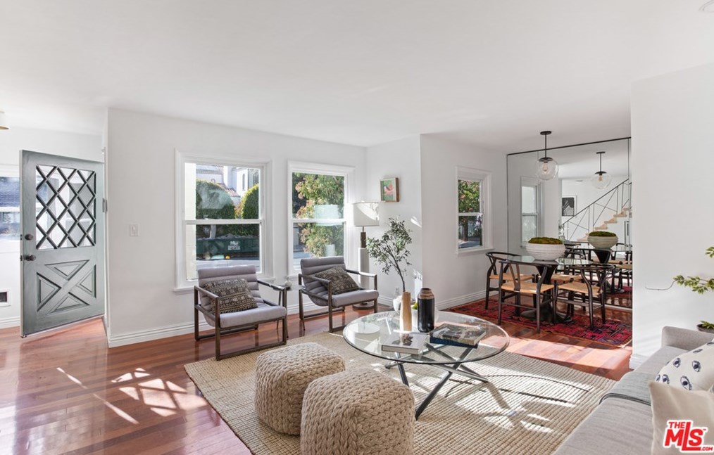 2322 Canyon Dr, Los Angeles CA  90068-2412 exterior