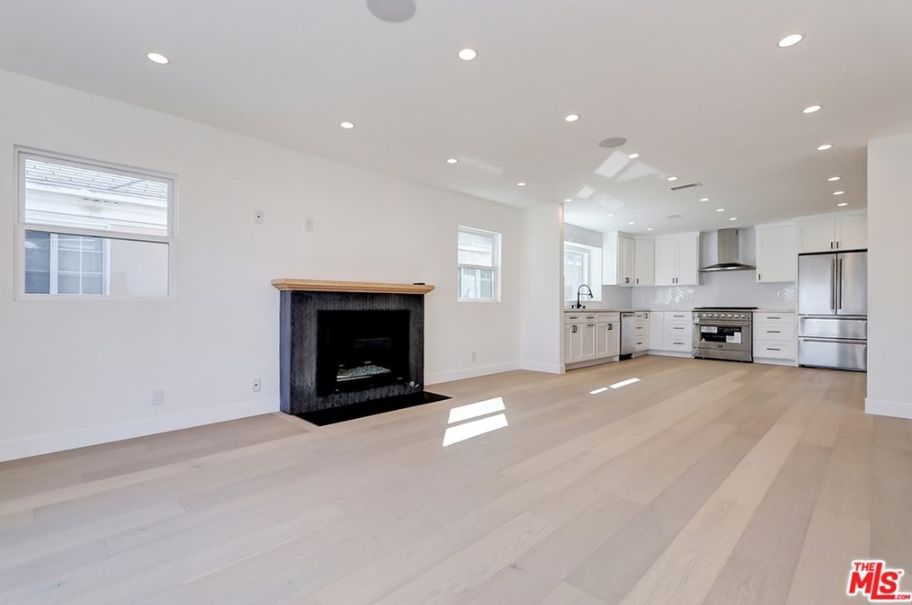 1445 Stanley Ave, Los Angeles CA  90036-4602 exterior