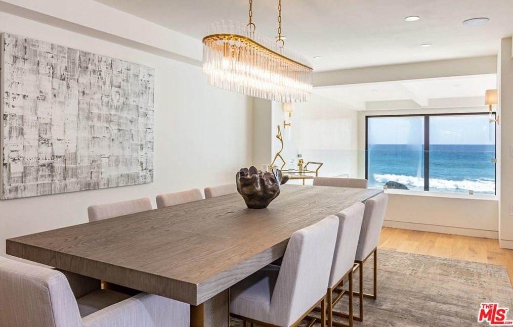 24146 Malibu Rd, Malibu CA  90265-4610 exterior
