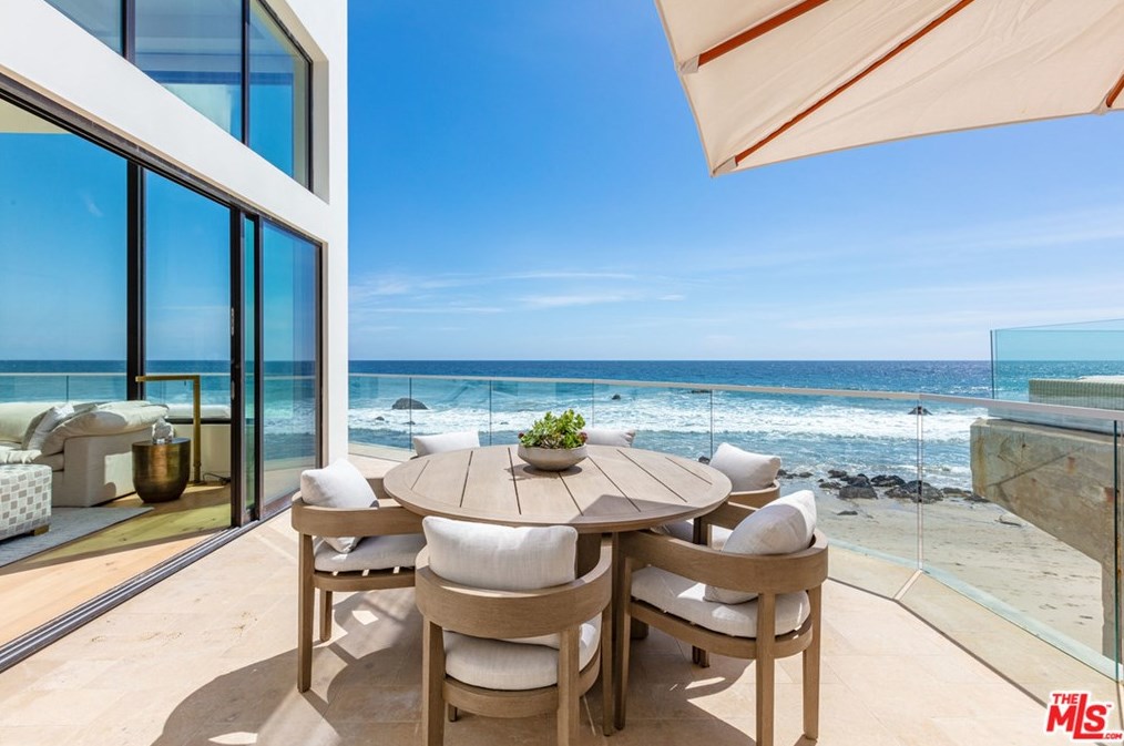24146 Malibu Rd, Malibu CA  90265-4610 exterior