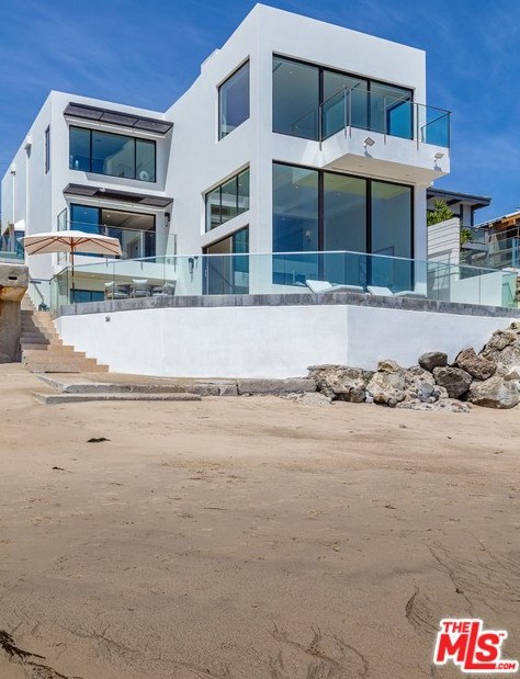 24146 Malibu Rd, Malibu CA  90265-4610 exterior