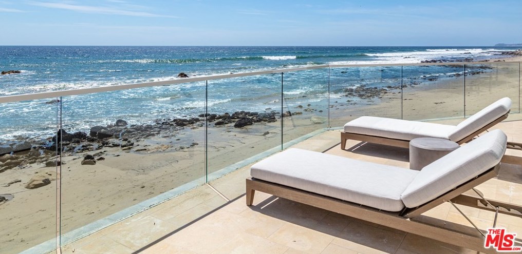 24146 Malibu Rd, Malibu CA  90265-4610 exterior