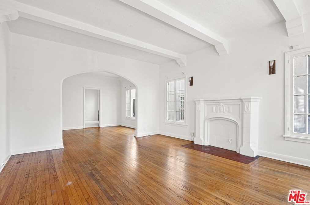 454 Orange Grove Ave, Los Angeles CA  90036-1750 exterior