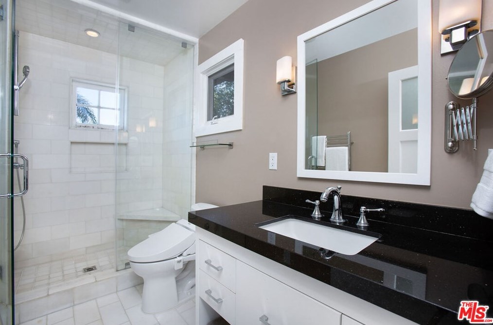 2177 Ridgemont Dr, Los Angeles CA  90046-1839 exterior