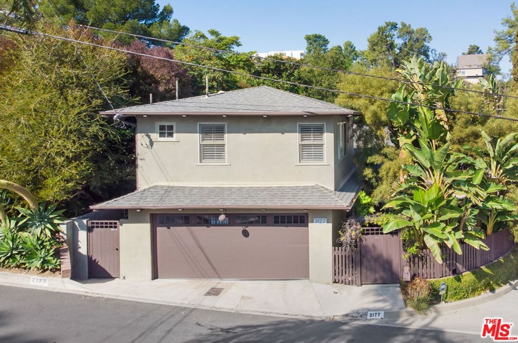2177 Ridgemont Dr, Los Angeles CA  90046-1839 exterior