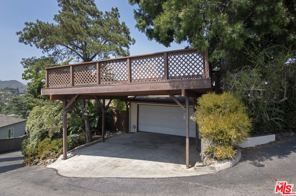 2924 Angus St, Los Angeles CA  90039-2633 exterior