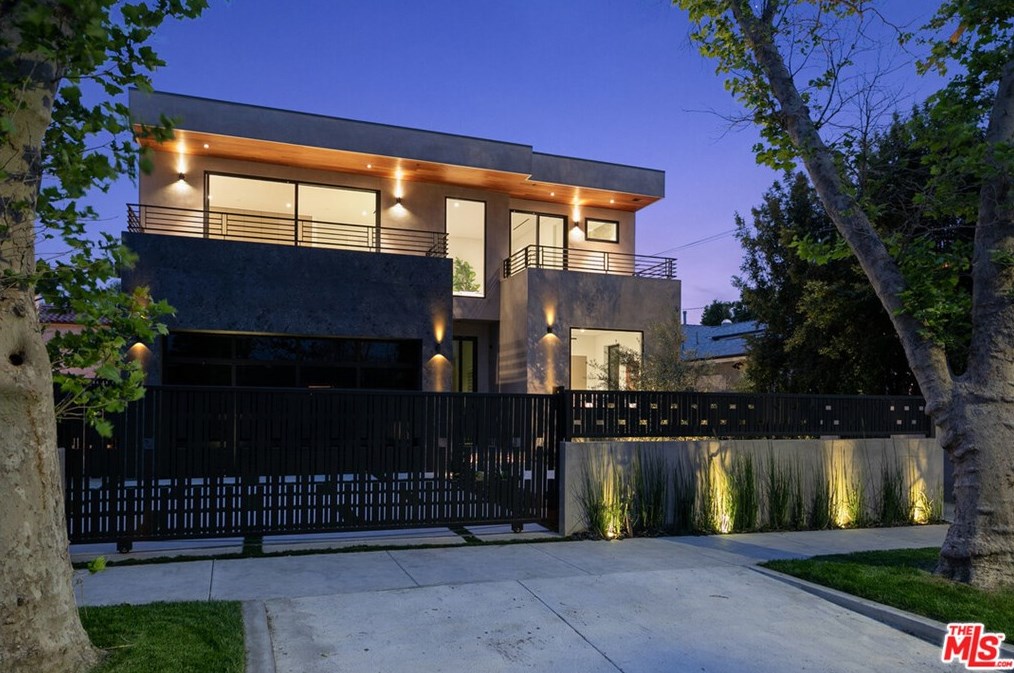 716 Fuller Ave, Los Angeles CA  90046-4222 exterior
