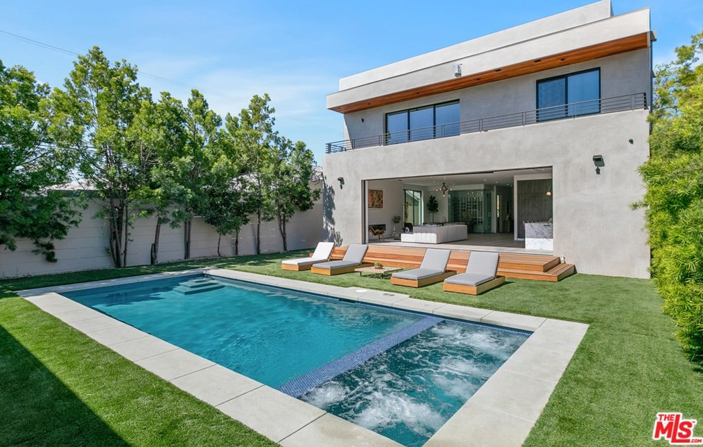 716 Fuller Ave, Los Angeles CA  90046-4222 exterior