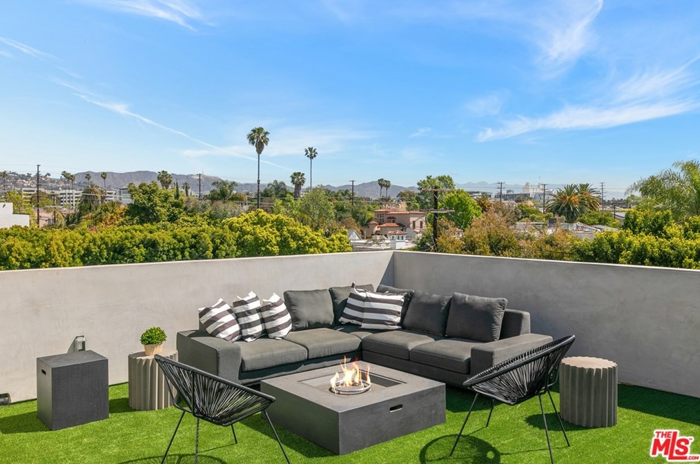 716 Fuller Ave, Los Angeles CA  90046-4222 exterior