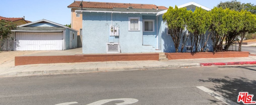 5428 Meridian St, Los Angeles CA  90042-1833 exterior