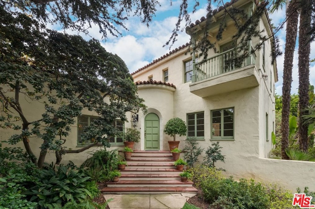 626 Moreno Ave, Los Angeles CA  90049-4831 exterior