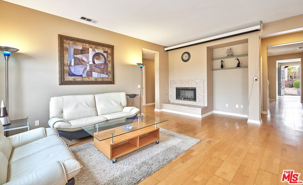 685 Milford St, Los Angeles CA  90042-2799 exterior