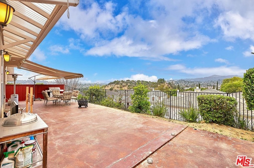 685 Milford St, Los Angeles CA  90042-2799 exterior