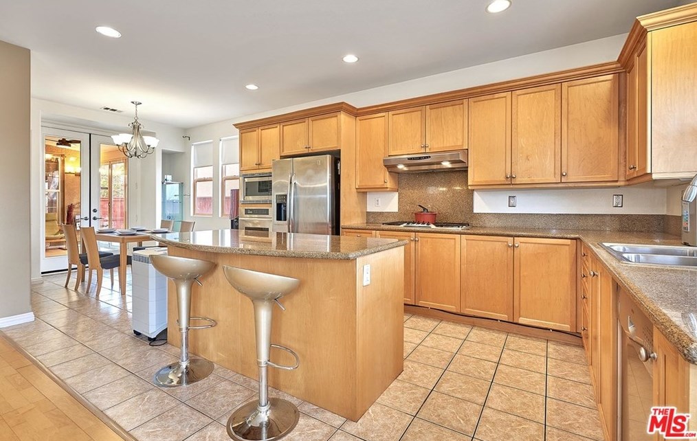 685 Milford St, Los Angeles CA  90042-2799 exterior