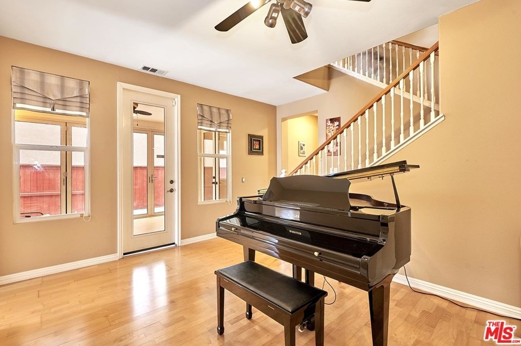 685 Milford St, Los Angeles CA  90042-2799 exterior