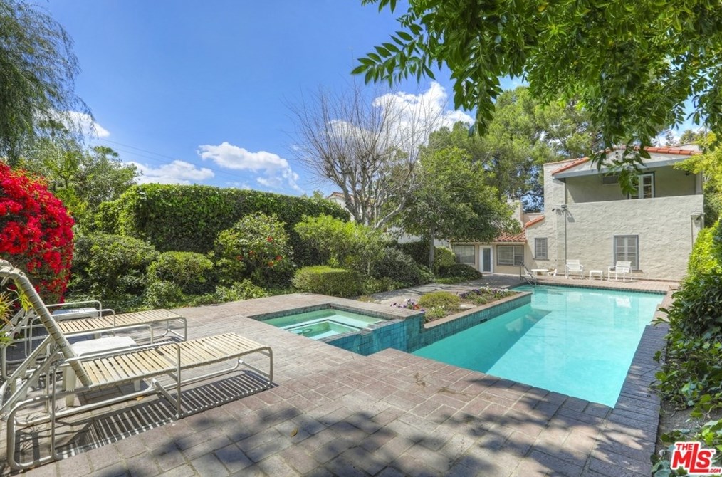 2226 Cheswic Ln, Los Angeles CA  90027-1134 exterior