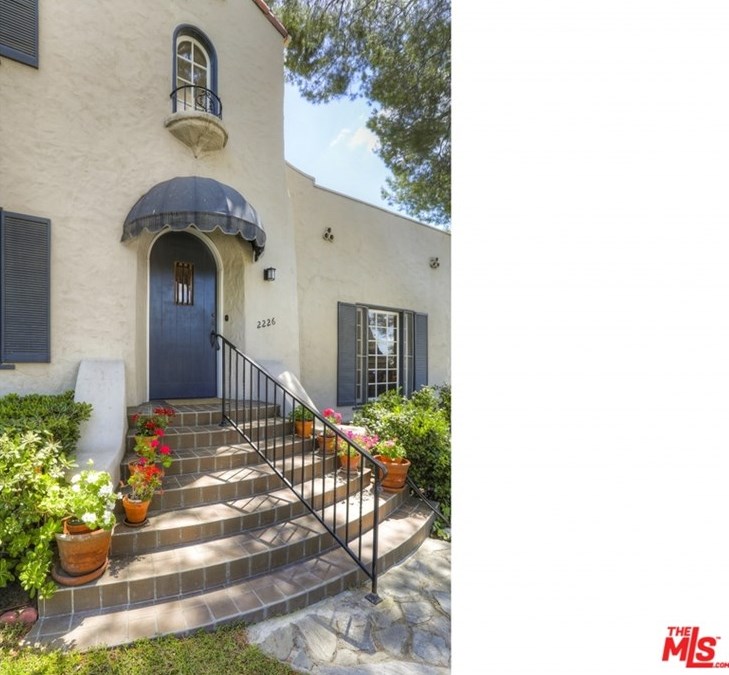 2226 Cheswic Ln, Los Angeles CA  90027-1134 exterior