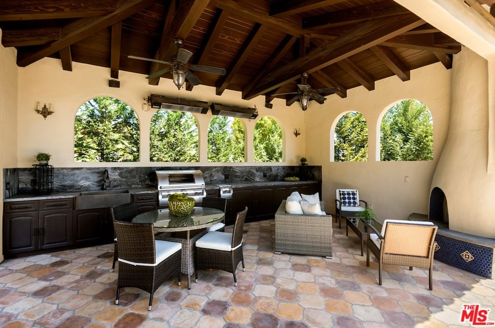 4026 Woking Way, Los Angeles CA  90027-1324 exterior