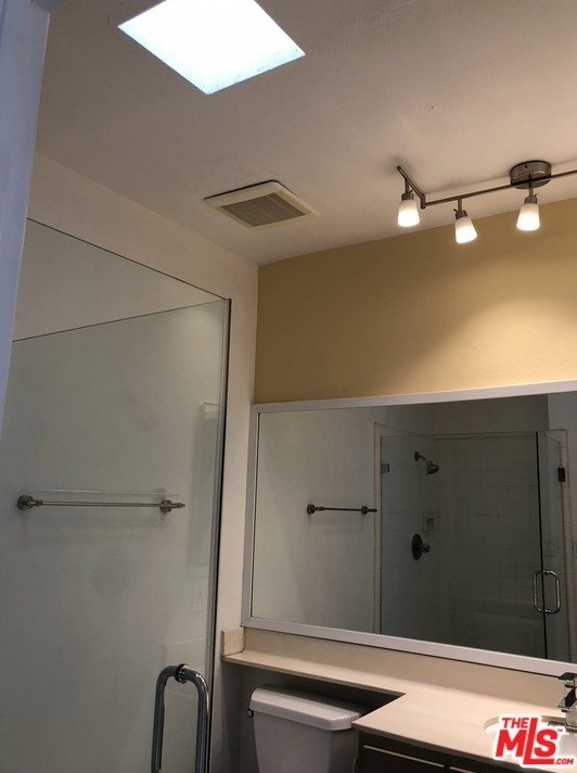 11658 Iowa Ave, Los Angeles CA  90025-4039 exterior