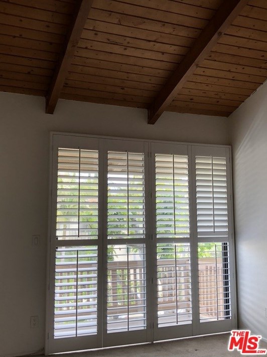 11658 Iowa Ave, Los Angeles CA  90025-4039 exterior