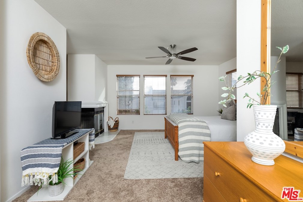 7309 Hannum Ave, Los Angeles CA  90230-6150 exterior