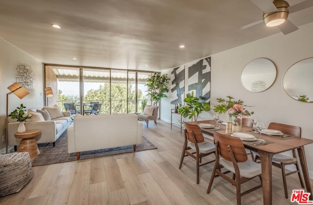 4565 Don Ricardo Dr, Los Angeles CA  90008-2811 exterior