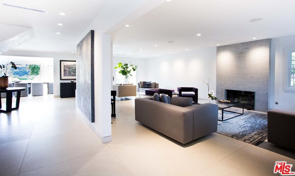 1139 Roberto Ln, Los Angeles CA  90077-2302 exterior