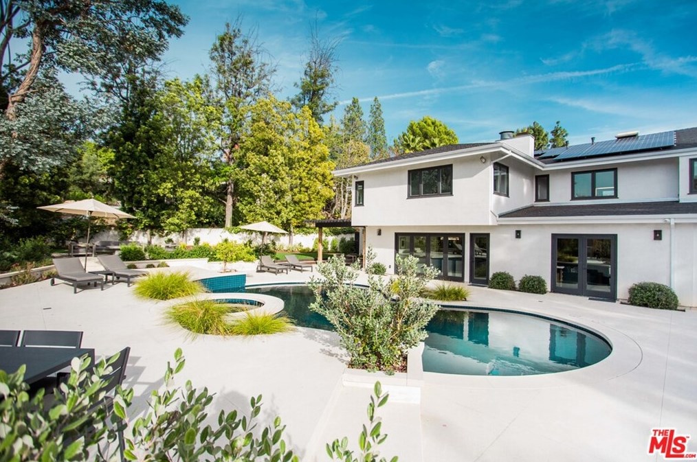 1139 Roberto Ln, Los Angeles CA  90077-2302 exterior