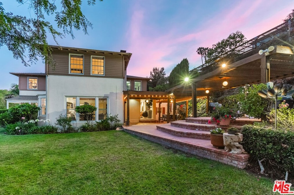 3747 Effingham Pl, Los Angeles CA  90027-1427 exterior