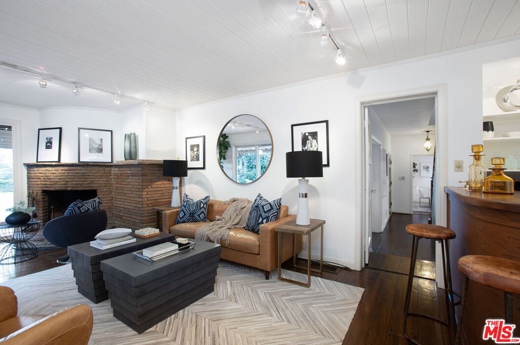 3747 Effingham Pl, Los Angeles CA  90027-1427 exterior