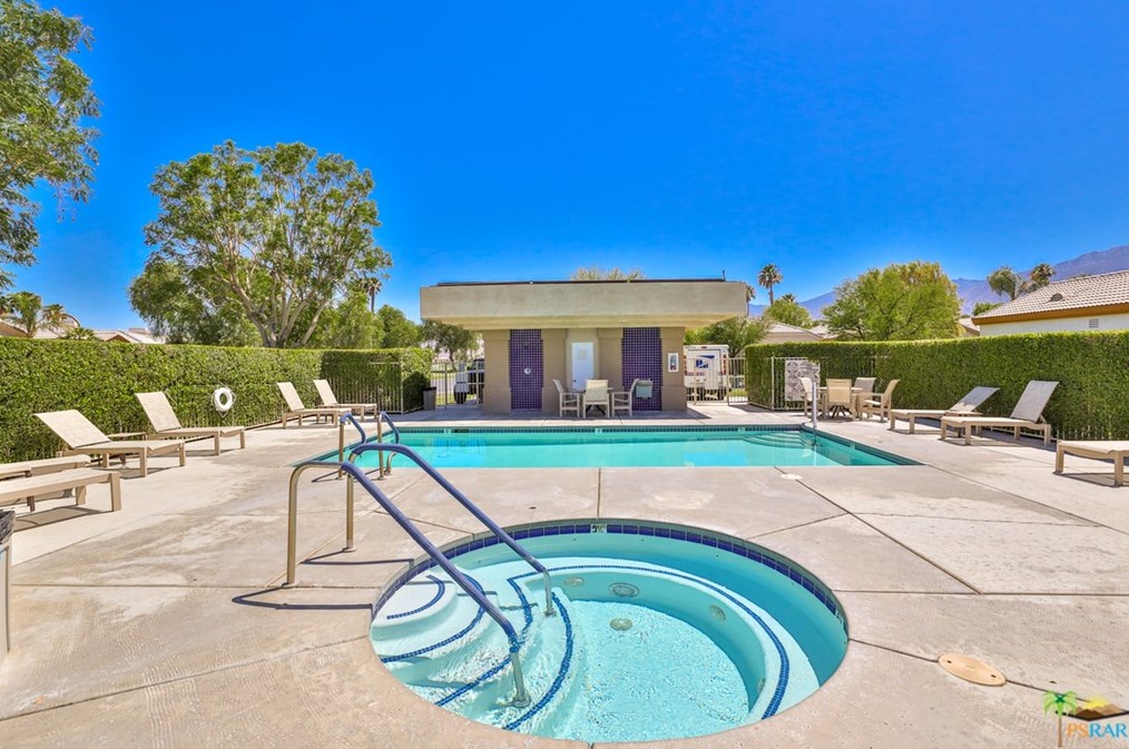 29824 Sandy Ct, Cathedral City CA  92234-7471 exterior