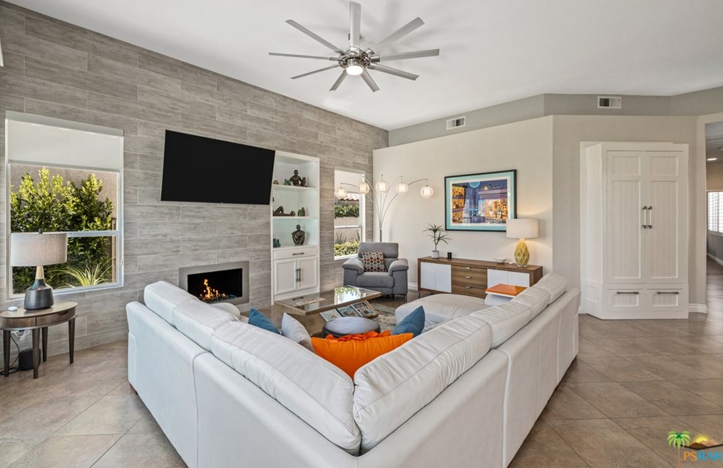 29824 Sandy Ct, Cathedral City CA  92234-7471 exterior