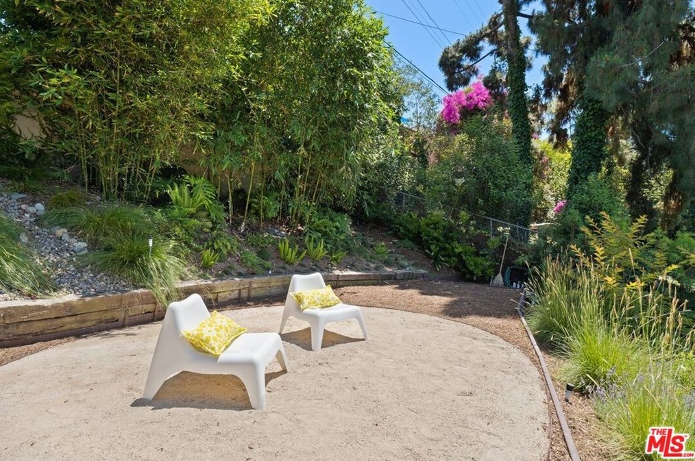 3728 Mullen Pl, Los Angeles CA  90043-1721 exterior