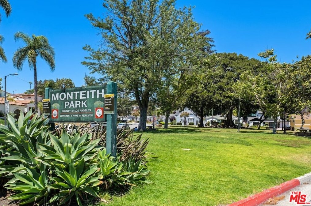 3728 Mullen Pl, Los Angeles CA  90043-1721 exterior