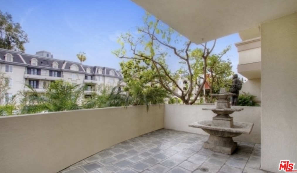 1825 Beverly Glen Blvd, Los Angeles CA  90025-6900 exterior