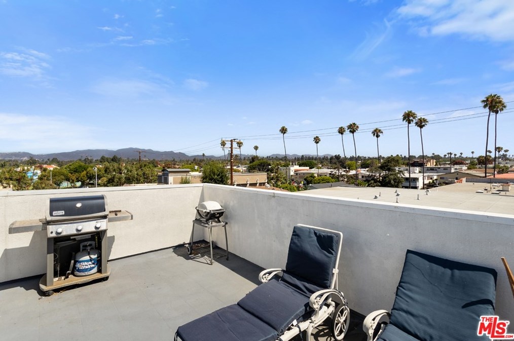 837 Lincoln Blvd #9, Santa Monica, CA 90403
