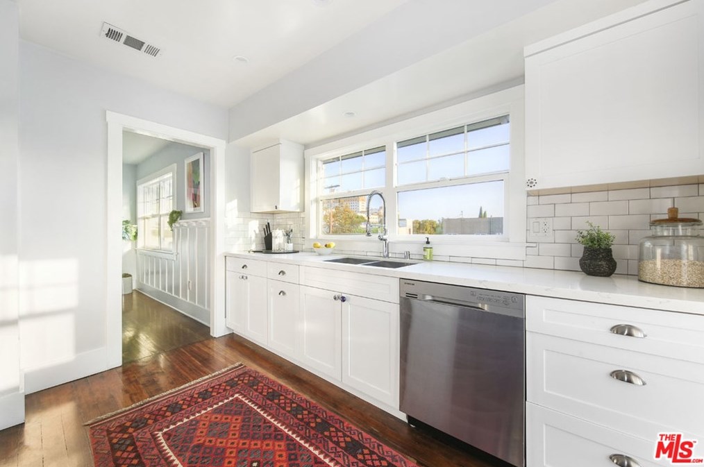 827 Coronado St, Los Angeles CA  90026-3913 exterior