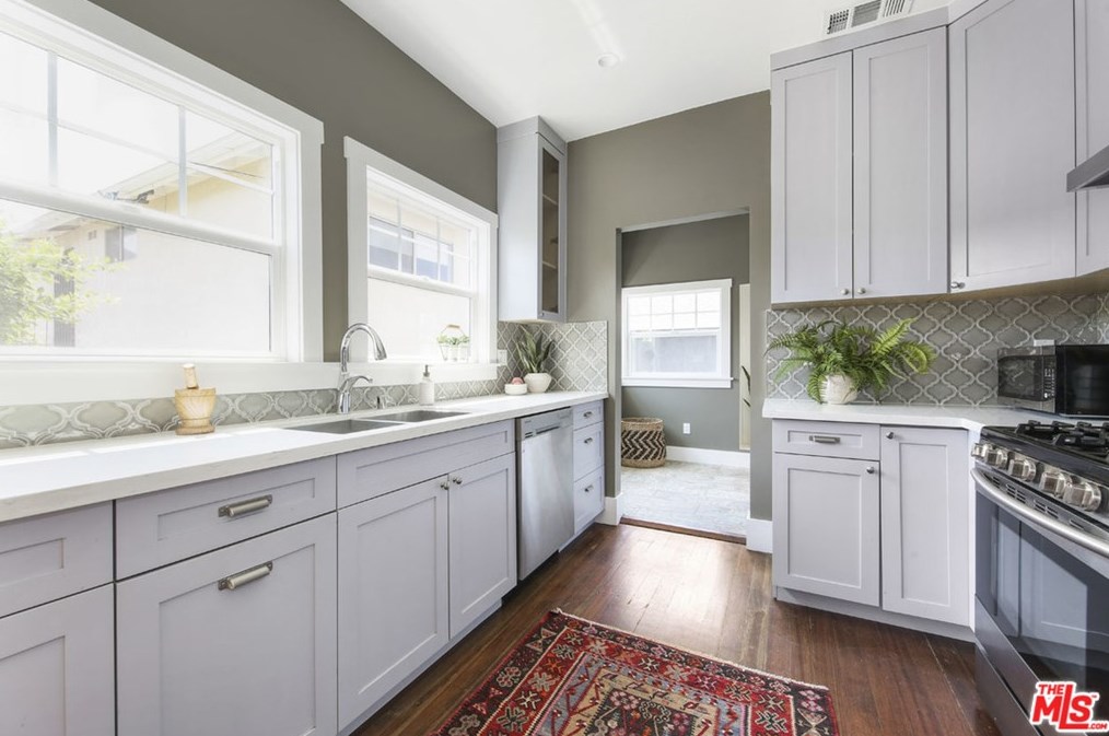 827 Coronado St, Los Angeles CA  90026-3913 exterior