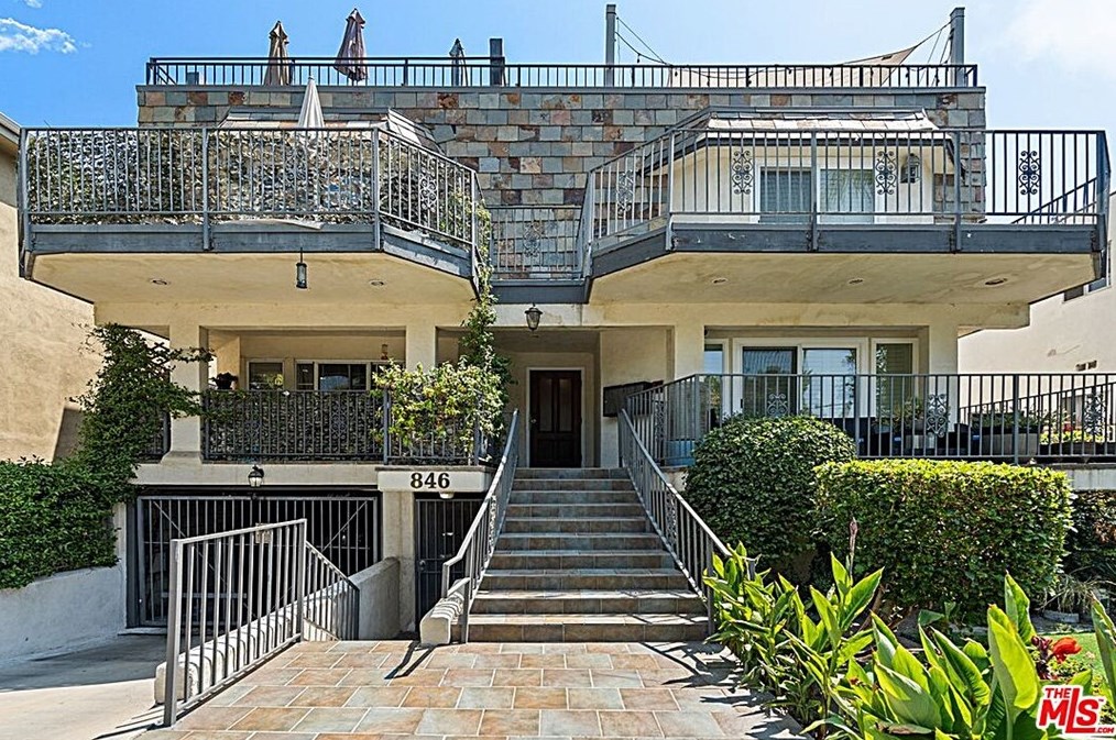 846 Westbourne Dr, Los Angeles CA  90069-4618 exterior