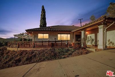 1212 S S Shasta Street Street - Photo 1