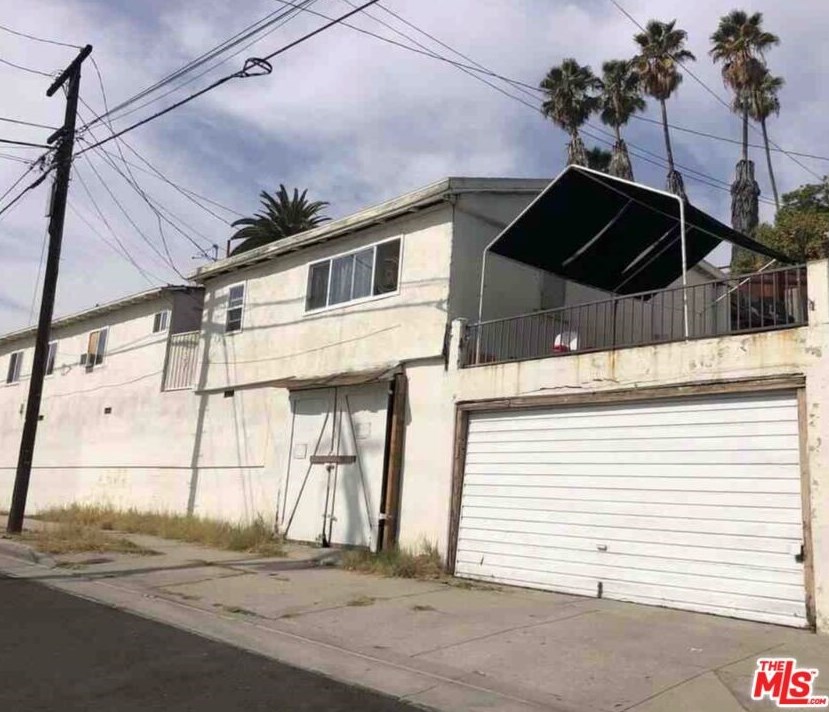 3929 2nd St, Los Angeles CA  90004-5310 exterior