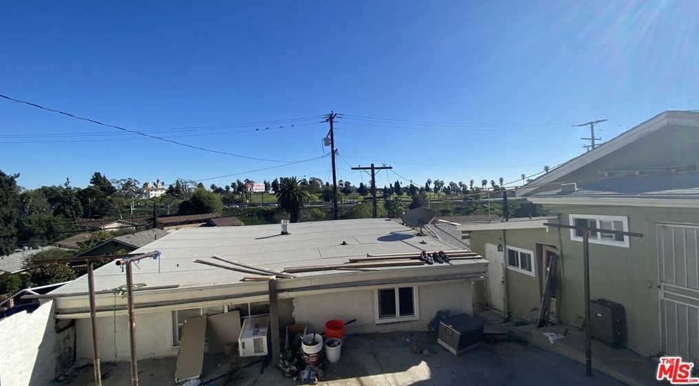 3929 2nd St, Los Angeles CA  90004-5310 exterior