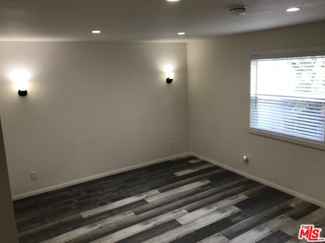 802 Dillon St, Los Angeles CA  90026-4617 exterior