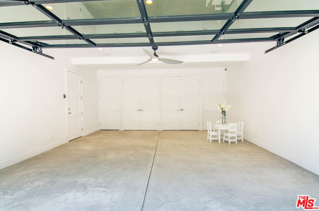 430 Highland Ave, Los Angeles CA  90036-2628 exterior