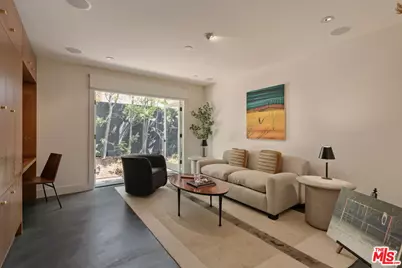 7535 Lolina Ln, Los Angeles, CA 90046 - Photo 23