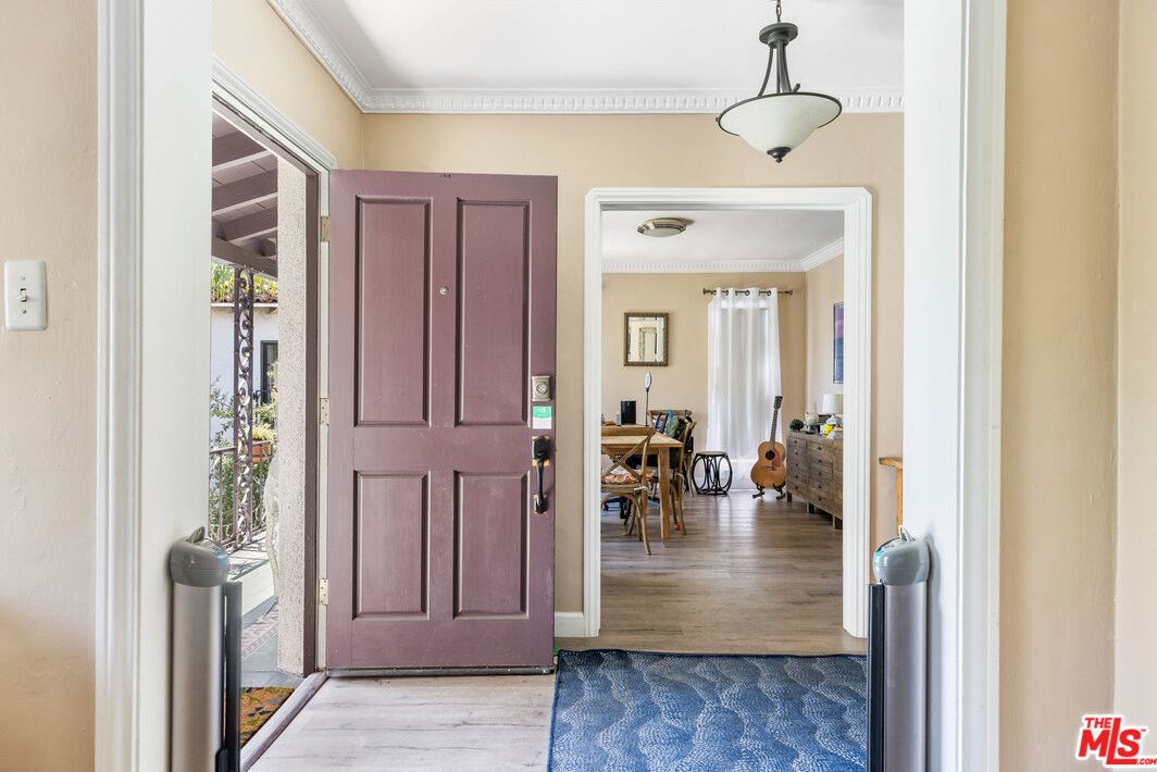 1173 Hayworth Ave, Los Angeles CA  90035-2603 exterior